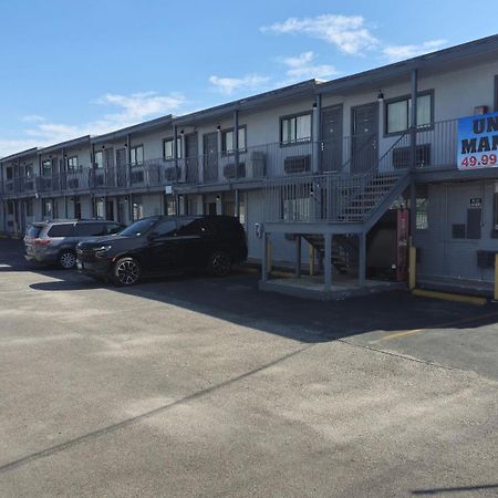 Super 7 Inn By Oyo San Antonio Nw Medical Center Εξωτερικό φωτογραφία